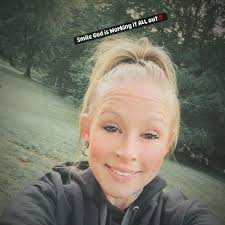 OMG did AI nail my 90s aesthetic!! This is the hair I wanted in 1992.