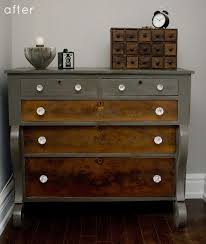 I Love The Two Toned Furniture I Would Love To Do Some Recreations Like This Or The Others She Has On This Blog Dresser Redo Redo Furniture Furniture Makeover