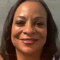 40+ perfiles de «Angie Dowell»