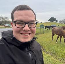 And Eric Hanvey makes 50! Eric Hanvey in Lisnasharragh is the 50th Alliance  Councillor elected in Northern Ireland in #LE19 #DemandBetter