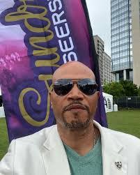 Carlton Riddick's Instagram, Twitter & Facebook