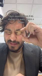 Forse nella vita di ciascuno di noi ci sono due amori: il Narciso e la  Rosa, in momenti diversi. Il Narciso è l'amore vissuto in potenza, quello  che "sarebbe potuto essere", che