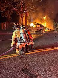 Army football player Larry Pickett Jr. and dad pull man from car just  before it explodes in flames - ABC News
