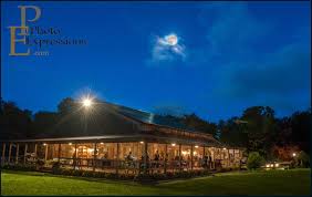 Southington Ct Photoexpressions Com Wedding Photography Ct Wedding Photographer Wood Acres Farm In Terryville Wedding Photography Photography House Styles