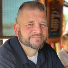 I'm beyond excited to share that I will be joining CarMax as a Process  Engineer Intern this summer!