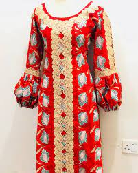 Image model pagne africain ensemble pagne. Soldes Model Robe Longue Pagne Avec Dentelle En Stock
