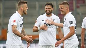 Heute sind wir ein bisschen zögerlich ins spiel gekommen, aber hatten dann sehr viele chancen, da haben wir auch einige liegen lassen. Bayer Leverkusen Vs Fc Augsburg Heute Live Das Montagsspiel Der Bundesliga Im Tv Und Im Livestream Dazn News Deutschland