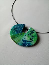Il assure une protection contre les blessures et se veut pratique avec ses poches et. La Vie En Bleu Art Canes