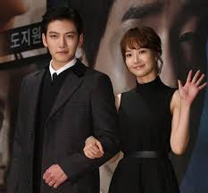 Park min young đang được khán giả yêu quý khi tham gia vai nữ chính trong thư ký kim sao thế. Is Ji Chang Wook Dating Anyone Who Is His Girlfriend Creeto