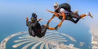 What to Know Before You Go Skydiving? | Wondergifts