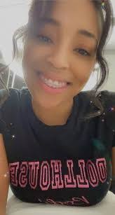 Arianna Williams's Instagram, Twitter & Facebook