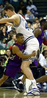 Nba legend shawn bradley was badly injured in a bad car vs. Muggsy Bogues Vs Shawn Bradley Sports History Culture Athlete Nba Basketball Players Sports Basketball
