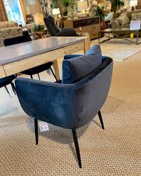 Velvet Dining Chair In 2020 Velvet Dining Chairs Chair Furniture