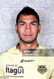 66 Golden Eagles Football Club Stock Photos, High-Res Pictures, and Images 