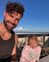 Evie and me sending 🩷's from Australia.. 🇦🇺🦘 #australia #goldcoast