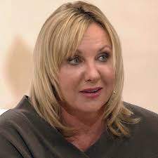 «анкор, ещё анкор» (1992), «какая чудная игра» (1995) и «ретро втроём» (1998). 56 Letnyaya Elena Yakovleva Priznalas Chto Ee Brak Spasli Sobaki Vokrug Tv