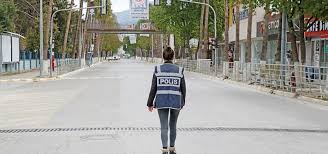 Lgs günü uygulanacak sokağa çıkma yasağı saatleri nedir? 20 Mart Cumartesi Sokaga Cikma Yasagi Saatleri Bugun Yasak Var Mi Hafta Sonu Yasaklari Hangi Illerde