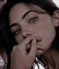 Kristi Ayers (kristiayersbooks)