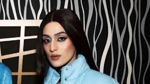 Claudio Giráldez y Borja Iglesias visitan 'Land Rober' tras la  clasificación europea del Celta