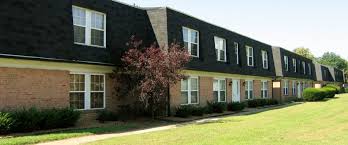 3 bedroom house for rent on quiet dead end street in belleville. Rent And Reside Here Belleville Il Apartment Rentals