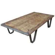 Want that industrial feel for your home or office? Pallet Coffee Table 4 For Sale On 1stdibs