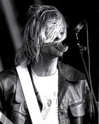 Celebrating the legacy and art of kurt cobain. How To Dress Just Like Kurt Cobain The Extensive Guide Fretgods