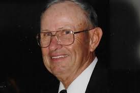 Larry Pendergast's Instagram, Twitter & Facebook