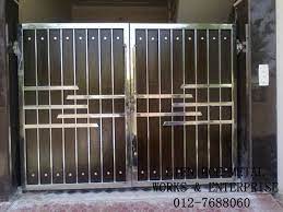 Specialist aluminium gate manufacturers fabricator by gate kraft long experience customized design 25+ years experience team of professionals using high quality materials, affordable prices. Pin By Rudra Raaj On Fachada Do Muro Portas Portoes Grade Steel Gate Design Front Gate Design Gate Design