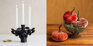 Learn everything you want about halloween decorations with the wikihow halloween decorations category. 20 Elegant Halloween Decorations Stylish Halloween Decor Ideas