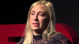 Amelia Hagen's Instagram, Twitter & Facebook