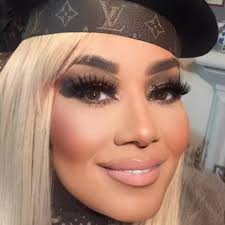 Does Belleville have a Red Hats ladies group?