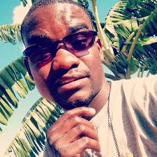 Tapiwa Chris Bensen Chirozva (@tapiwachrisbensen) • Instagram photos and  videos