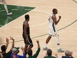 Kevin durant's own bodyguard ran onto court to break up game 3 scuffle between k.d., pj tucker durant and tucker were each given a technical foul for the incident C Oyajxl4uauom