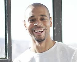 Un ex-détenu, diplômé de Dawson, entrepreneur en yoga est un Artisan du  changement noir au Québec