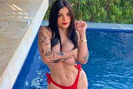 Karely Ruiz se quita bikini rojo en foto de Instagram y causa furor en  redes sociales | MARCA México