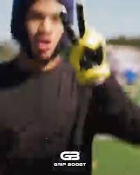 TWO WORDS FOR EVERY ONE-HANDED CATCH!