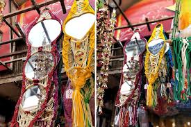 Tulsi baug is in the core of pune and a safe house for road shopping. Tulsi Baug Market 10 Best Things You Must Buy Lbb Pune