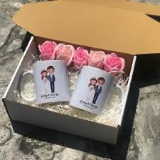 To make it easier to shop for a wedding gift for your groom, we rounded up our best ideas at a variety of price points, from cool tech finds to stylish accessories that'll make him look like the dapper gent you know he is. Wedding Gift Box Bride Groom Gifts With Love