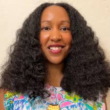 Lori Cromwell's Instagram, Twitter & Facebook