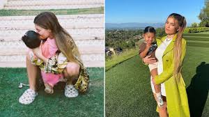 Hands full today, the keeping up with the kardashians star, 23, captioned. Kylie Jenner Hails Daughter Stormi Her Remedy After Billionaire Drama Metro News