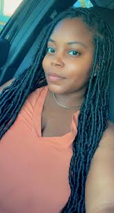 I'm Ashley 39. I've been in Richmond 4 years now. I moved to Va from SC.  I'm still trying to navigate Richmond and find my tribe. I love food, I  travel alot.