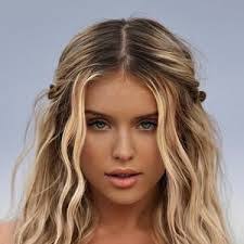 Briana Nicole's Instagram, Twitter & Facebook