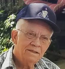 4 Generations of Roy's!