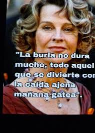 Hola a todos mis amigos de targetitas lindas k pasen una muy FELIZ Navidad  k dios derrame bendiciones en su familia