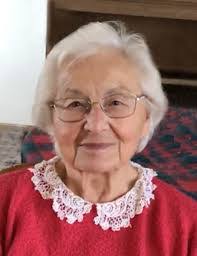 Miriam Stacy's Instagram, Twitter & Facebook