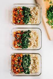 Curried Chickpea Bowls With Garlicky Spinach Eating Bird Food Recipe Meals Lunch Recipes Whole Food Recipes