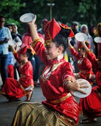 We did not find results for: Tari Piring Sejarah Makna Properti Gerakan Pola Video Lengkap