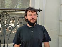 Maurício grabois was born in salvador, bahia, a city on the northeast coast of brazil. Hay Que Fortalecer A La Familia Rural Planteo Juan Grabois Economis