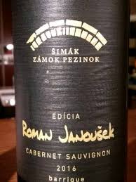 Janouškův zdravotní stav podle usnesení soudu prý nebrání tomu, aby mohl pobývat ve. Simak Zamok Pezinok Edicia Roman Janousek Cabernet Sauvignon Barrique Vivino