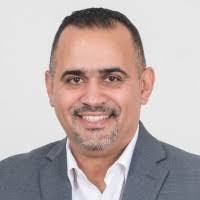 Kelli Baumann's Instagram, Twitter & Facebook